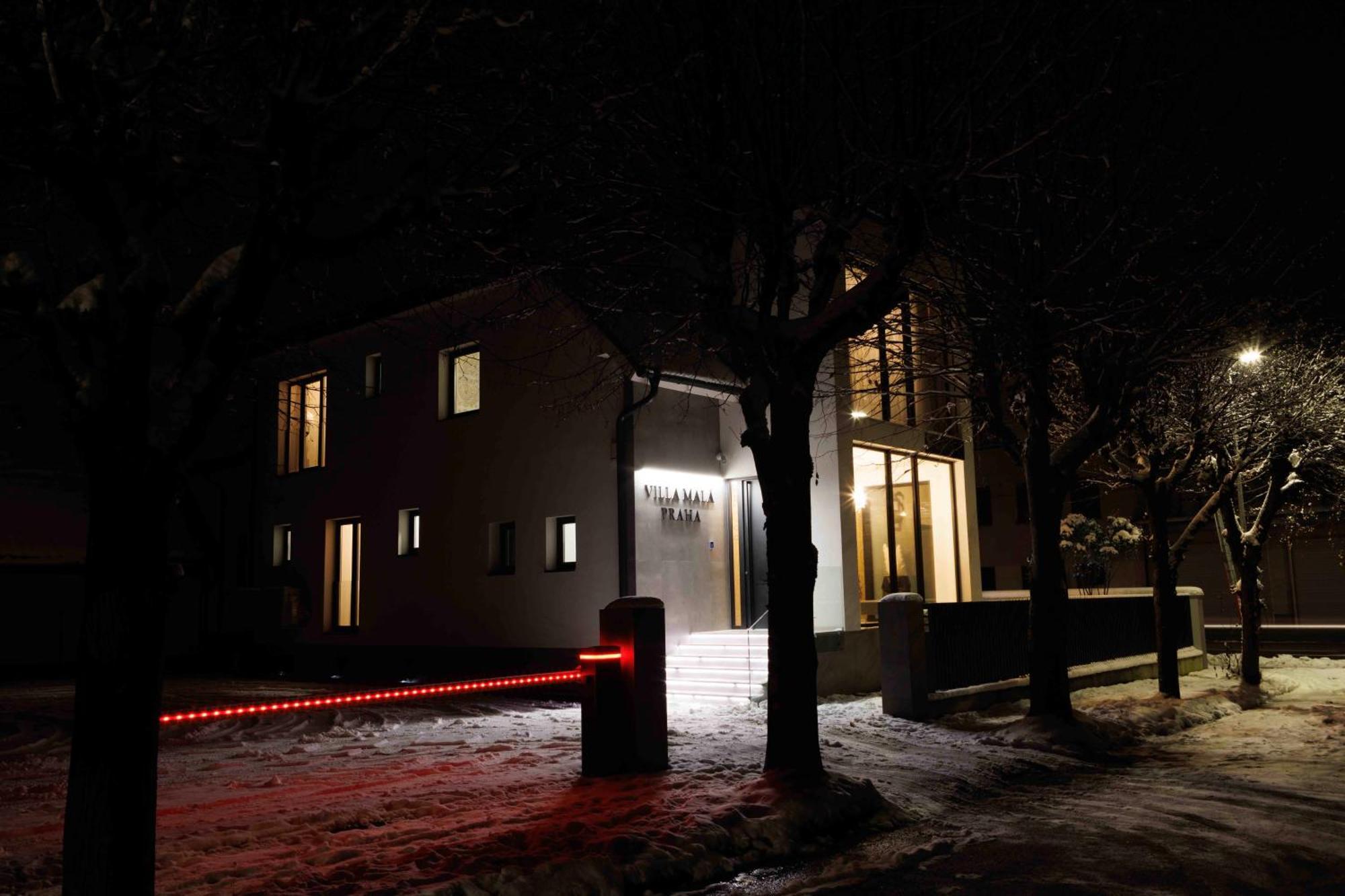 Villa Mala Praha Experience In The Center Of Zsolna Kültér fotó